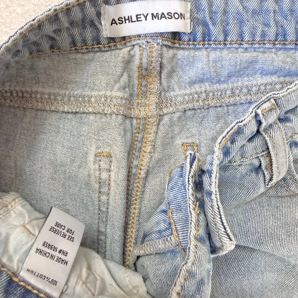 Ashley Mason Bow Embroidered Pocket Baggy Wide Leg Mid Rise Jeans size 3/26